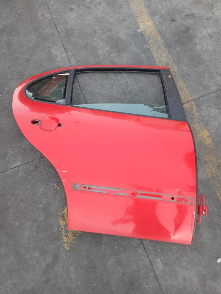 Foto 1 puerta trasera izquierda seat leon 1