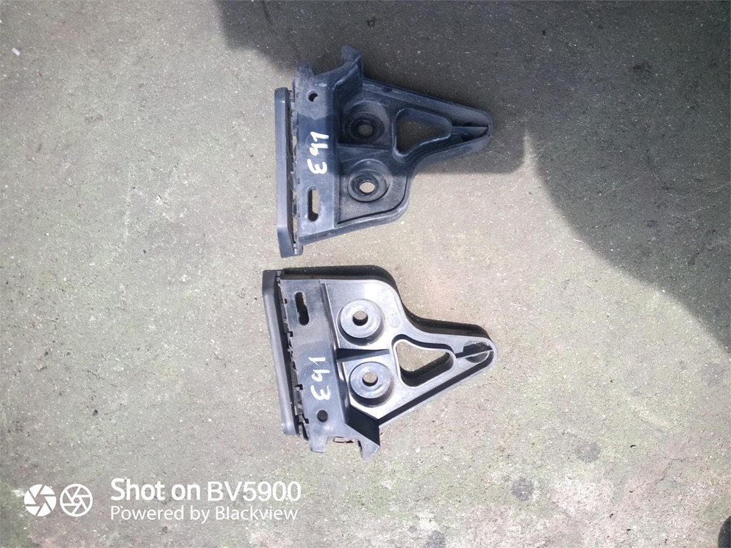 Foto 3 soportes de defensa trasera e 91